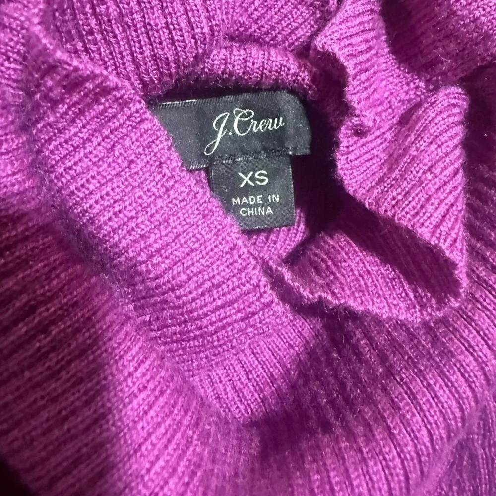 J. Crew 100% Merino Wool Turtleneck Sweater Size XS.